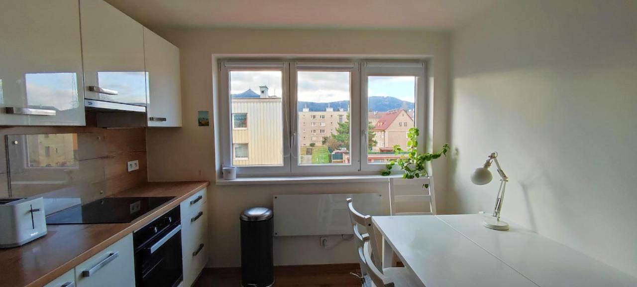 Apartamento Apartman Pod Jestedem Liberec Exterior foto